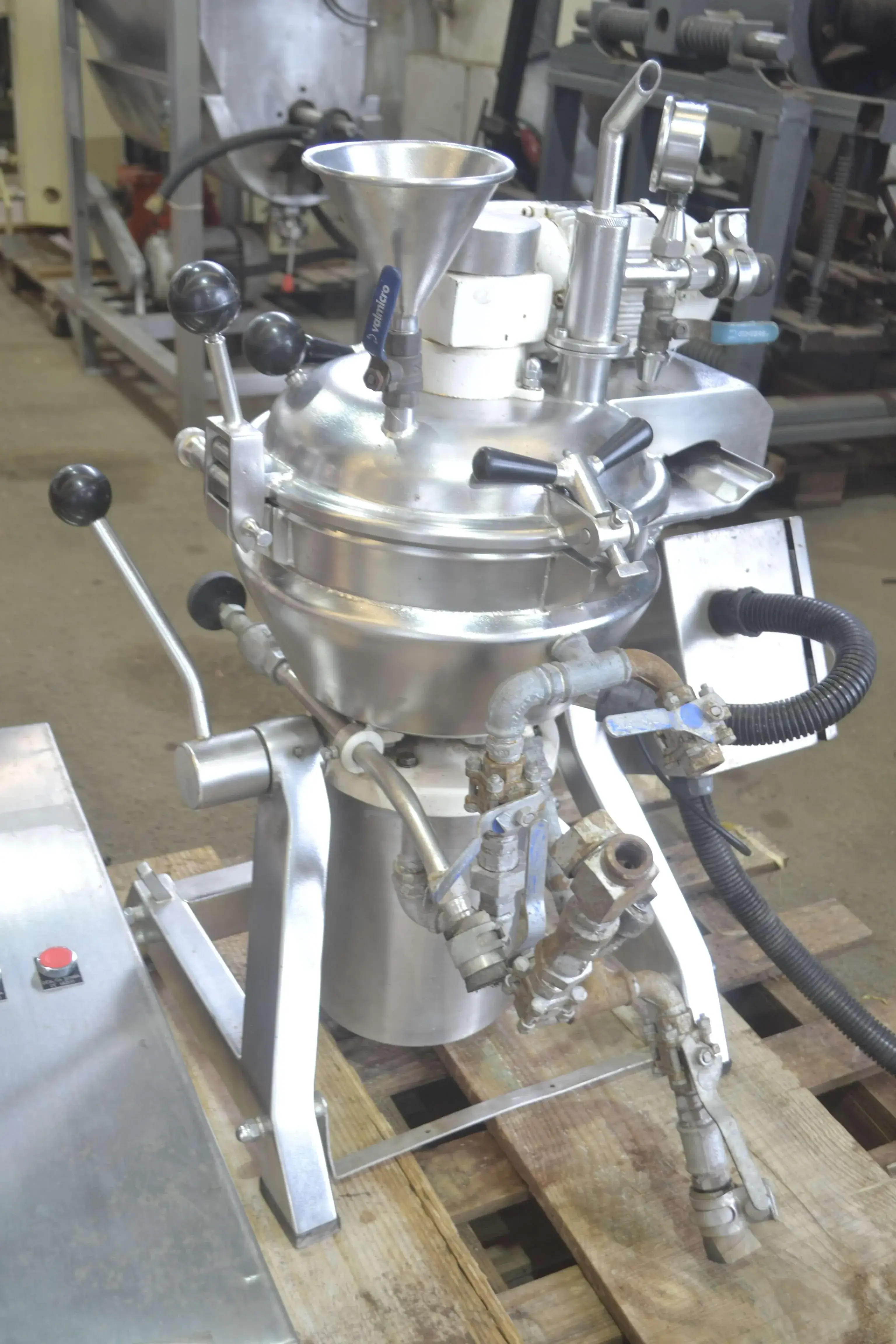 PROCESSADOR ENCAMISADO CAPACIDADE 12 LITROS MARCA GEIGER