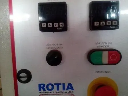 TANQUE PARA CHOCOLATE DE 120 KG MARCA ROTIA