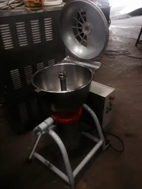 PROCESSADOR UNIVERSAL GEIGER 25 LITROS