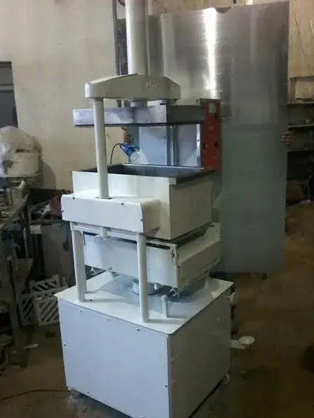 PINGADEIRA DE BISCOITOS HYPO