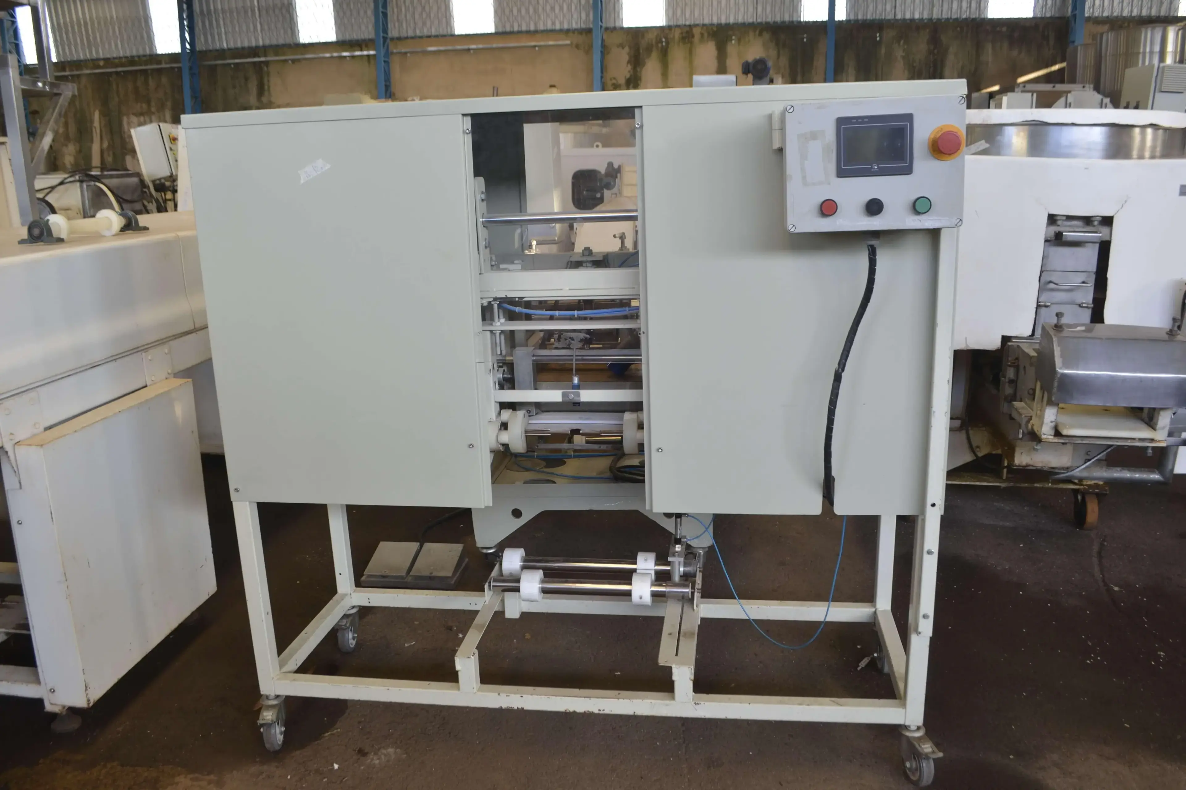 ENROLADOR AUTOMÁTICO PARA MASSA DE PASTEL