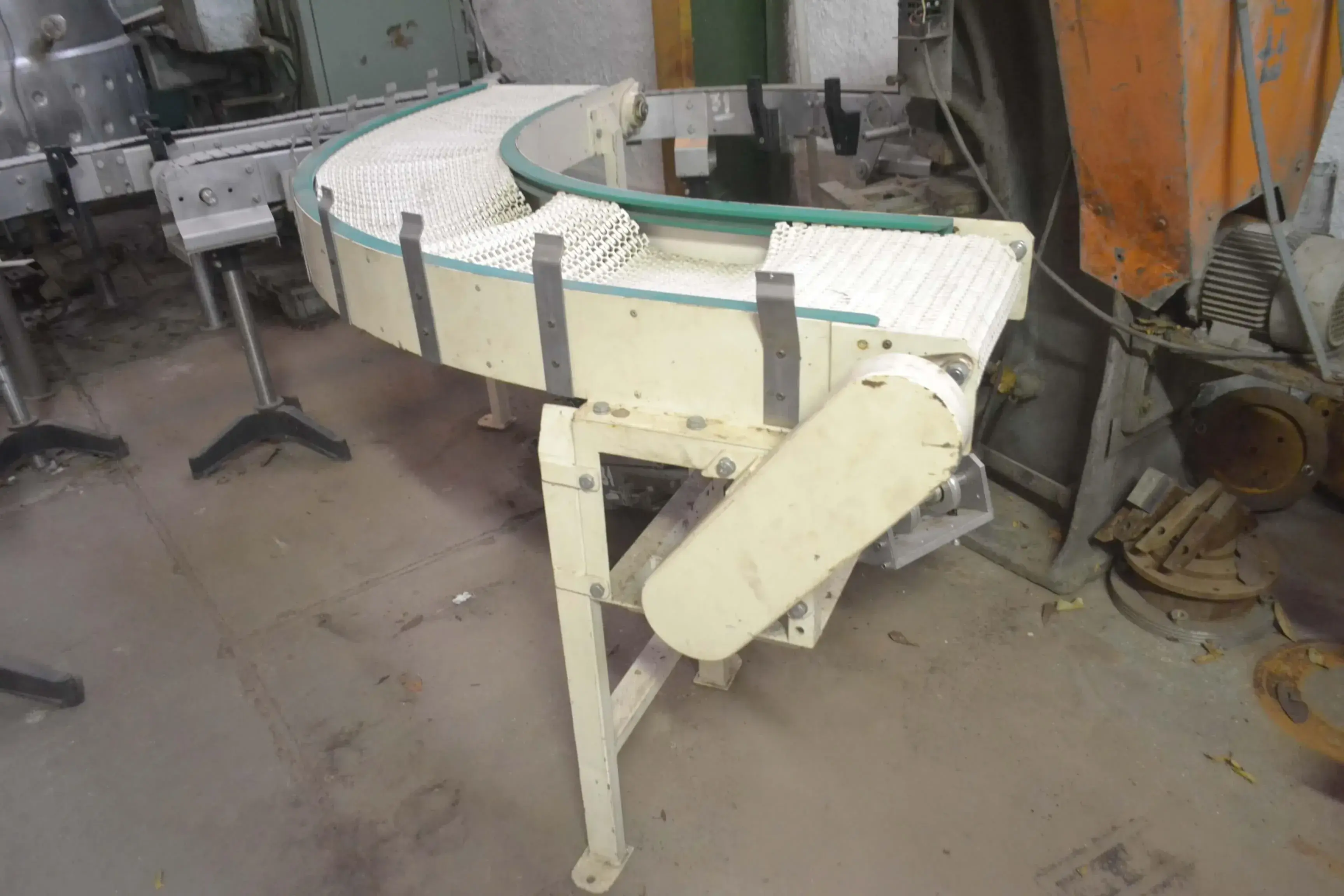 ESTEIRA TRANSPORTADORA EM CURVA 400 X 2400 MM