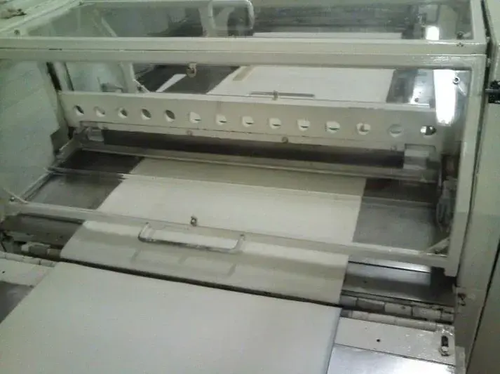 guilhotina-faca-horizontal-automatica