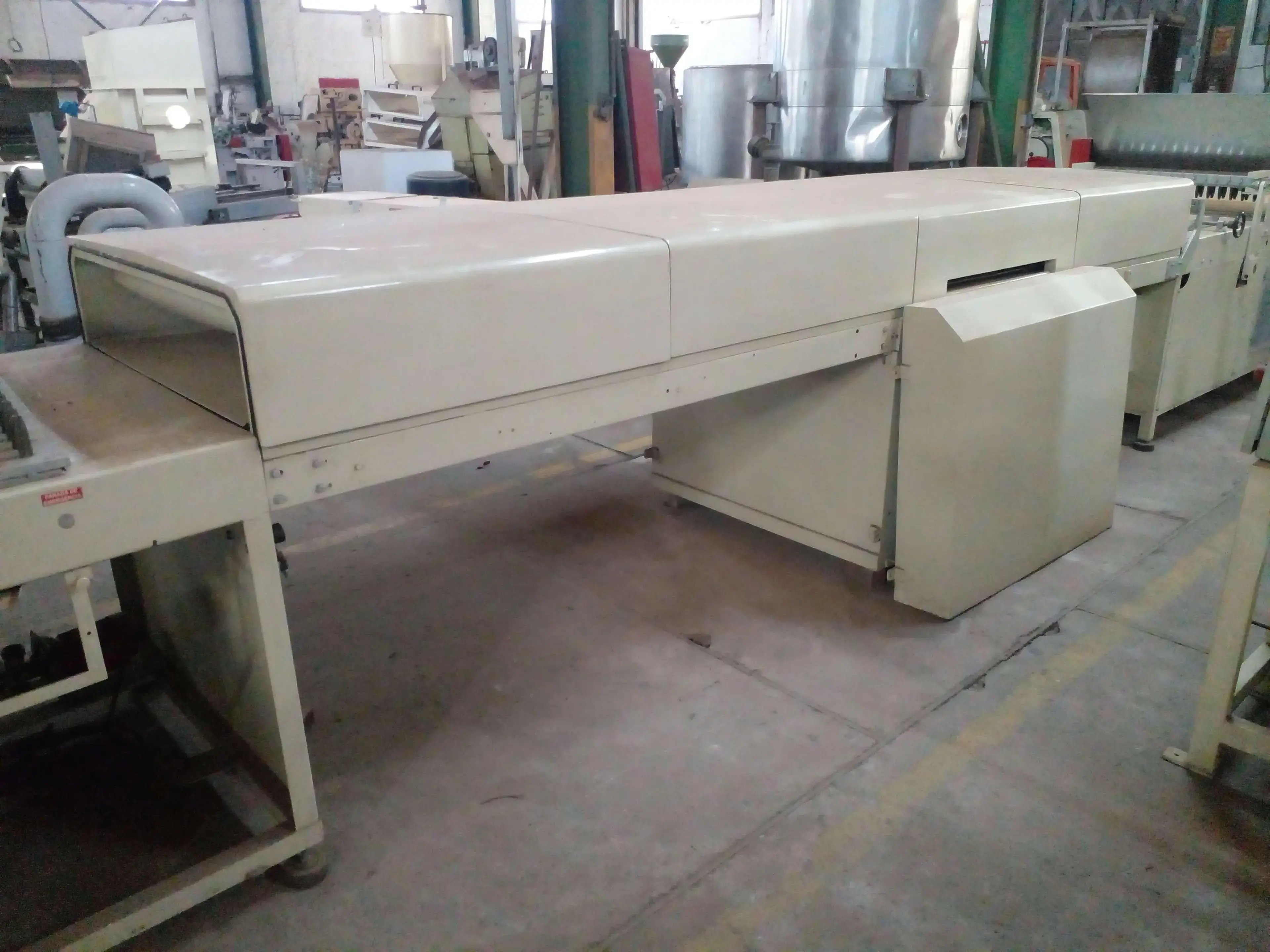 TÚNEL DE RESFRIAMENTO 4 M X 1 M MARCA PIROG