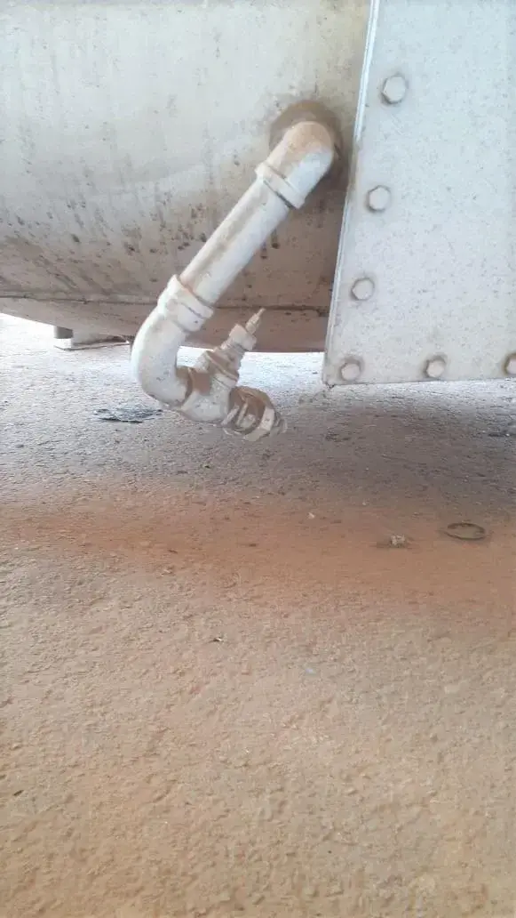TANQUE DE DERRETIMENTO DE CHOCOLATE EM AÇO CARBONO CAPACIDADE 3500 LITROS