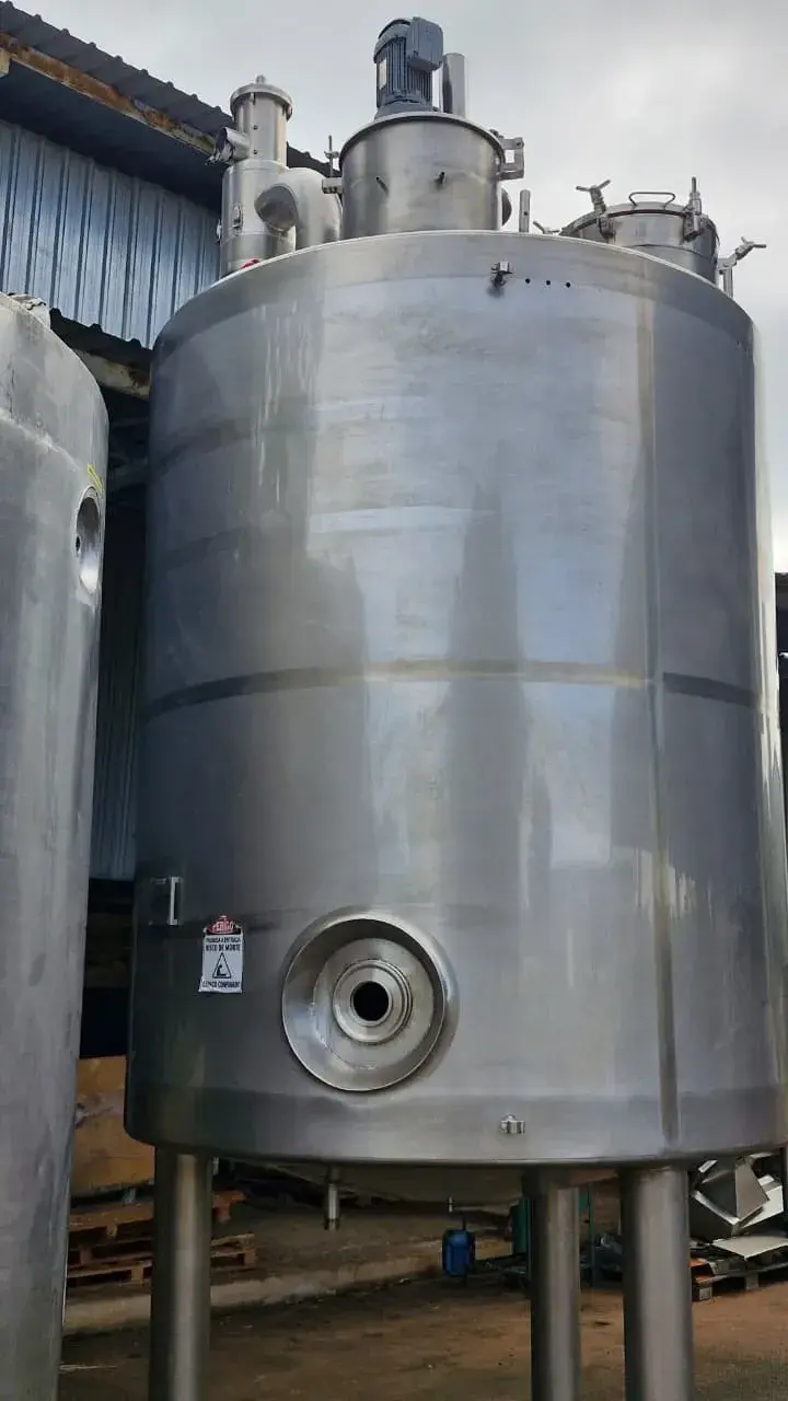 TANQUE REATOR MISTURADOR ENCAMISADO EM AÇO INOX 304L