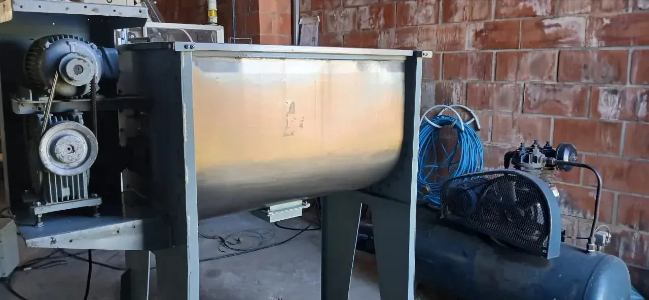 misturador-pas-horizon-inox-raspadores-capacidade-250-lts