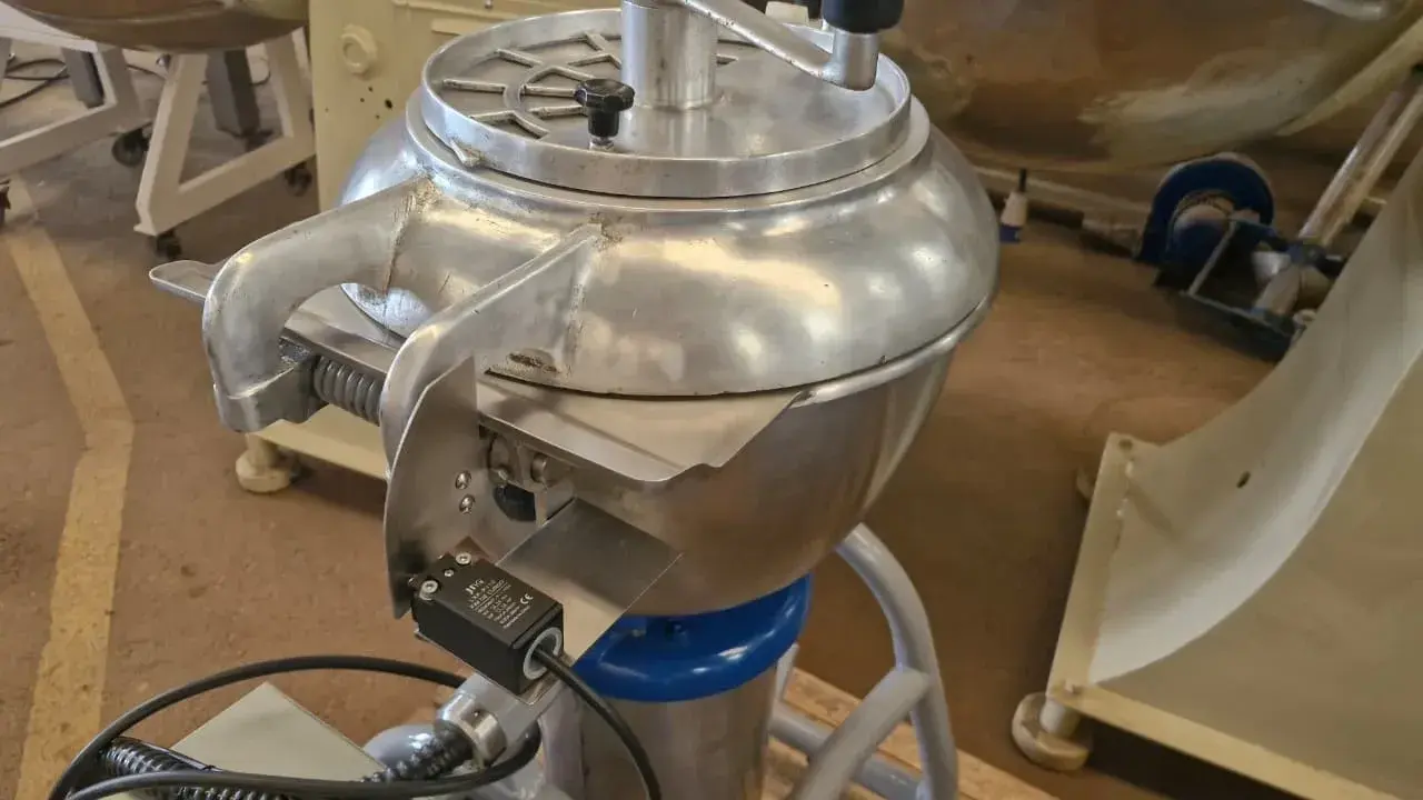 PROCESSADOR CUTTER DE ALIMENTOS EM AÇO INOX GEIGER