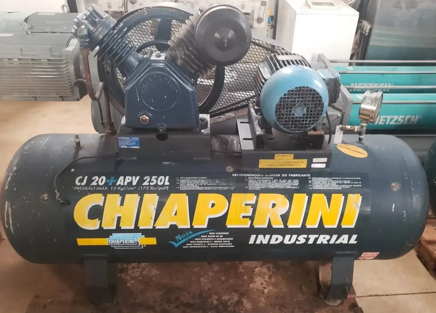 COMPRESSOR DE AR COMPRIMIDO MARCA CHIAPERINI