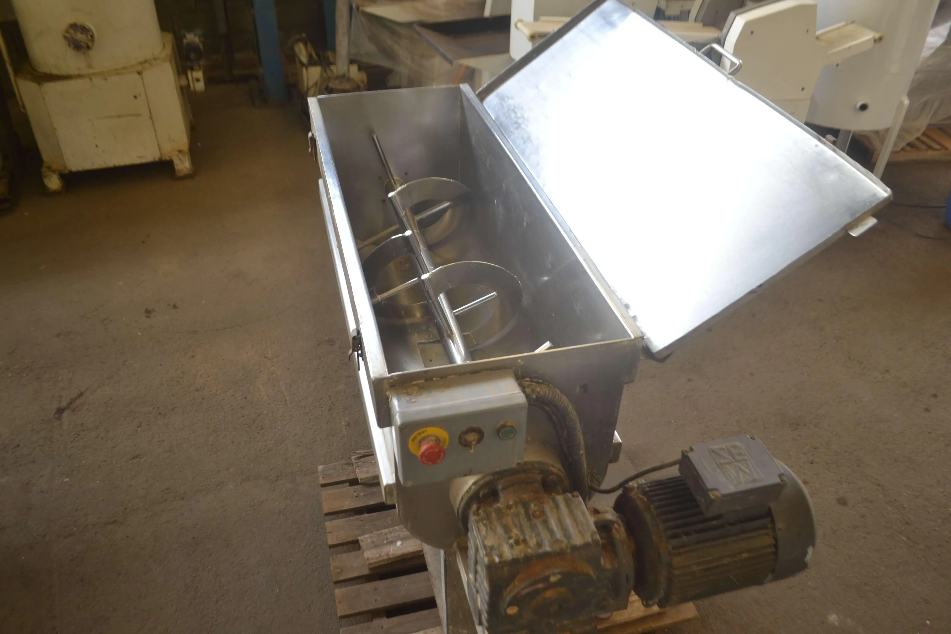 prensa-compactadeira-capacidade-100-kg-marca-indiana-1706