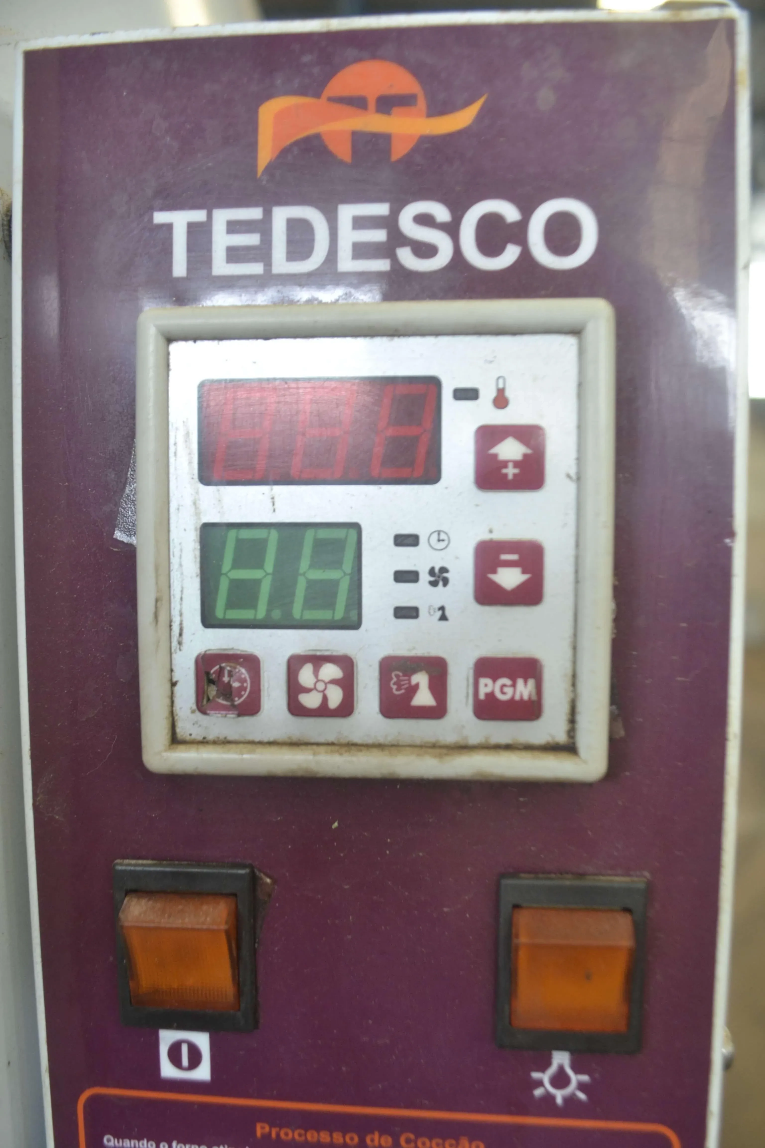 forno-turbo-a-gas-10-esteiras-marca-tedesco