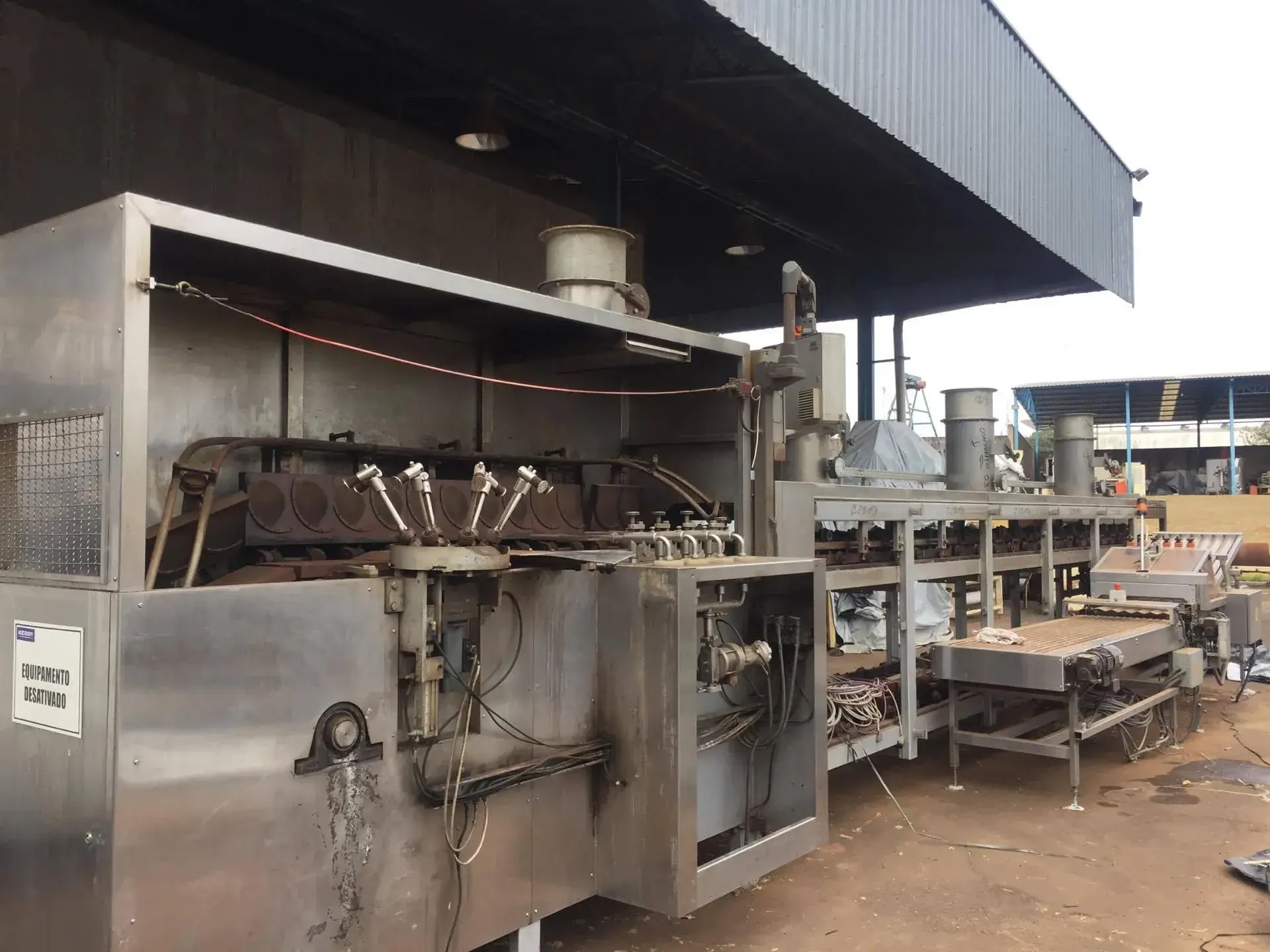 FORNO INDUSTRIAL PARA FABRICAÇÃO DE TUBETES E OUTROS