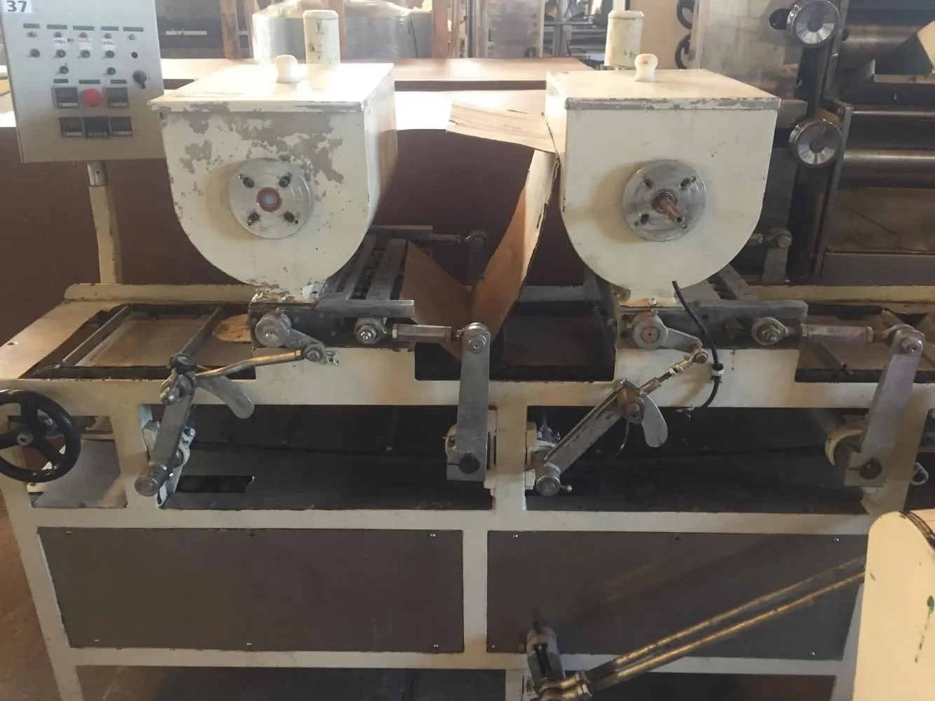 dosadora-de-chocolates-889