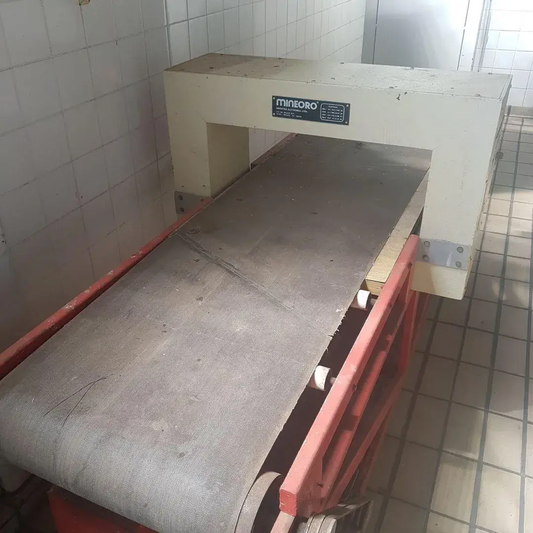 DETECTOR DE METAIS MARCA MINEORO