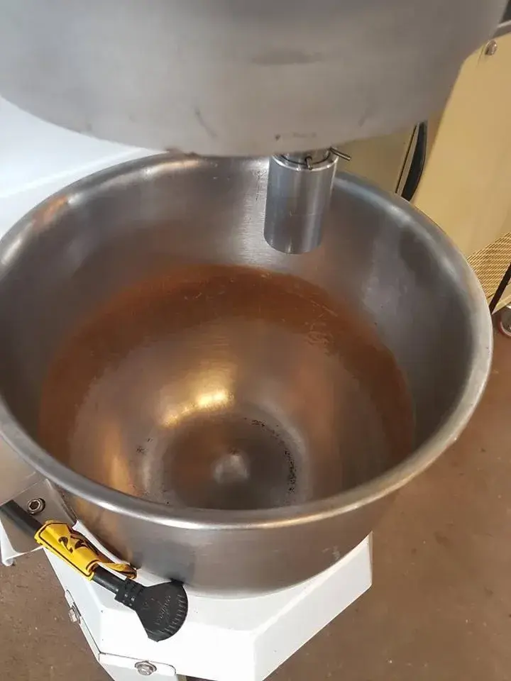 BATEDEIRA GPNIZ CAPACIDADE 18 LITROS