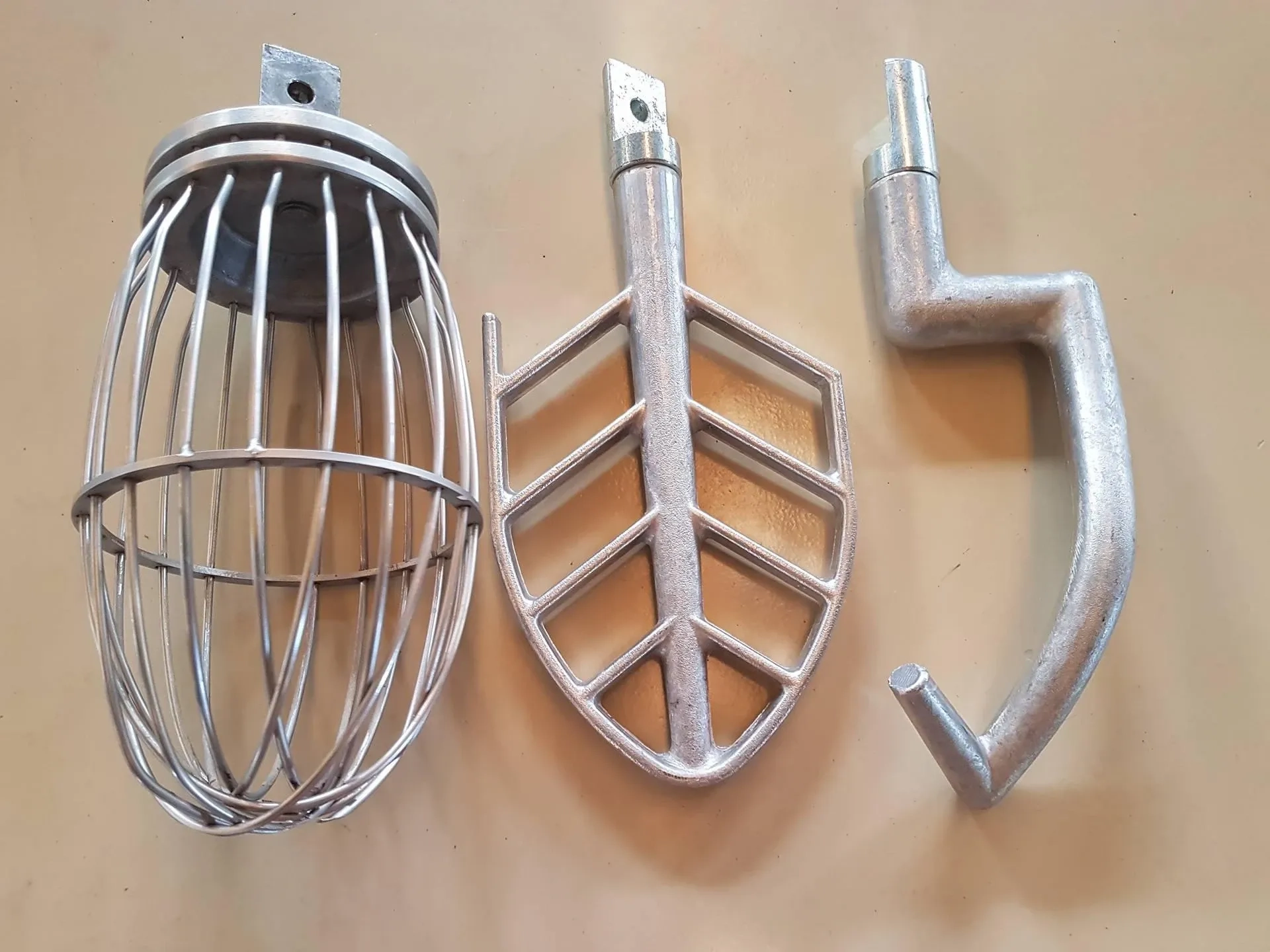 batedeira-gpniz-capacidade-18-litros