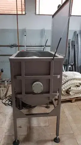 MISTURADOR RIBBON BLENDER 300L