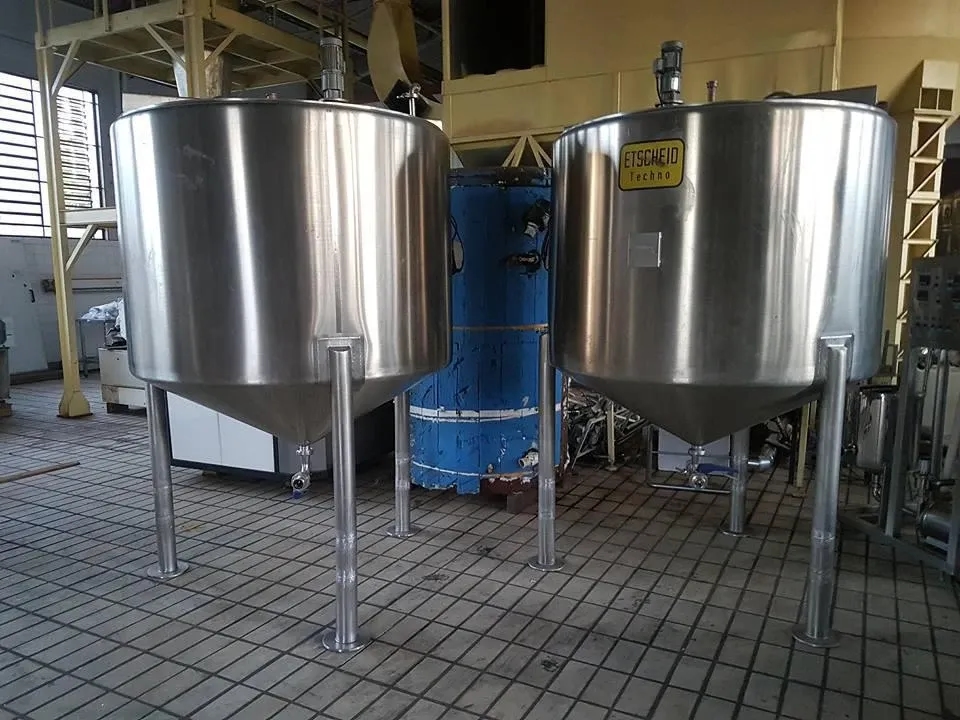 tanque-em-aco-inox-2-mil-litros-com-misturador
