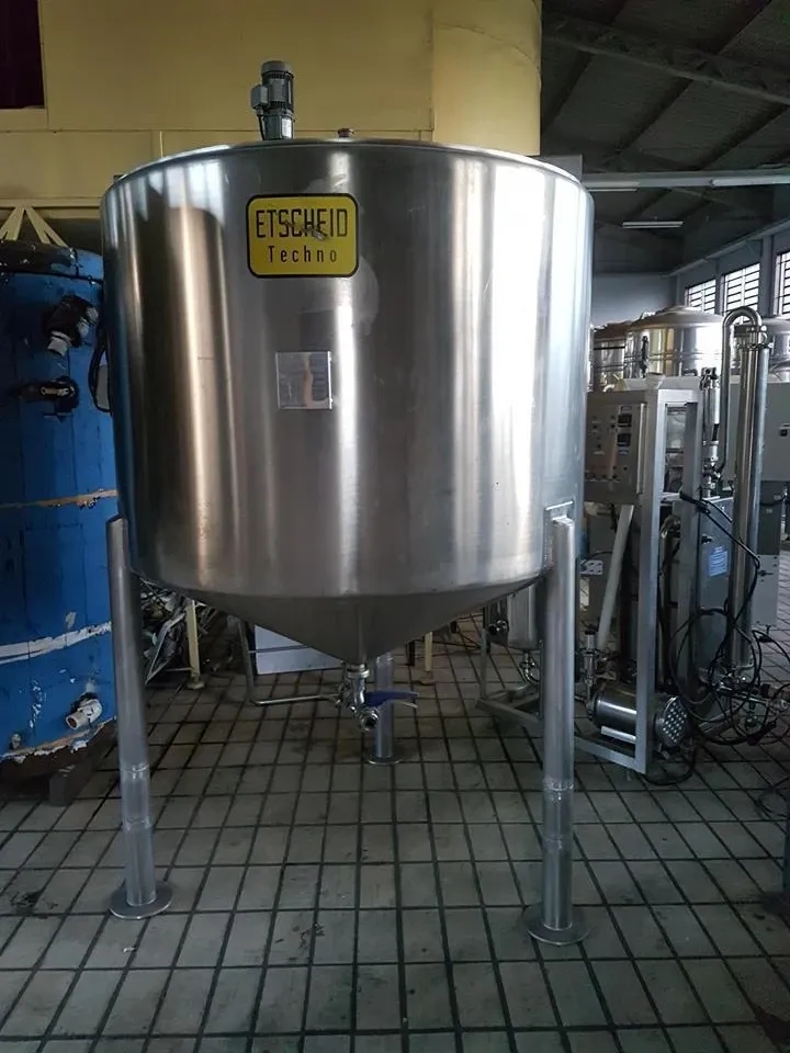 tanque-em-aco-inox-2-mil-litros-com-misturador