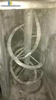 MISTURADOR RIBBON BLENDER COM ROSCA ACOPLADA