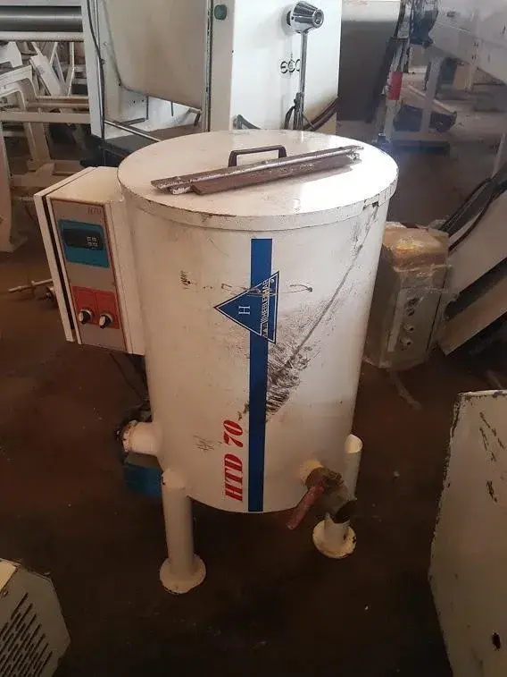 TANQUE DE DERRETIMENTO DE CHOCOLATES 70 LITROS