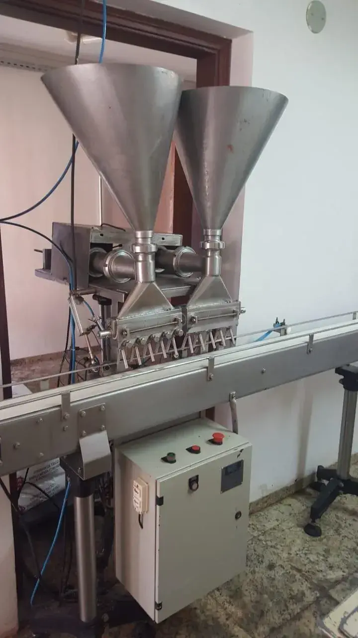 dosadora-automatica-para-recheio-de-trufas-marca-icmo