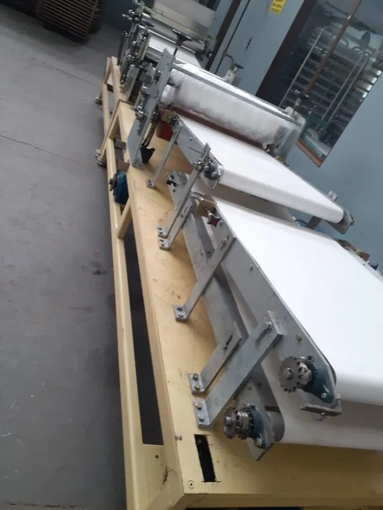 linha-de-laminacao-e-molde-de-bolachas-marca-gr-maquinas