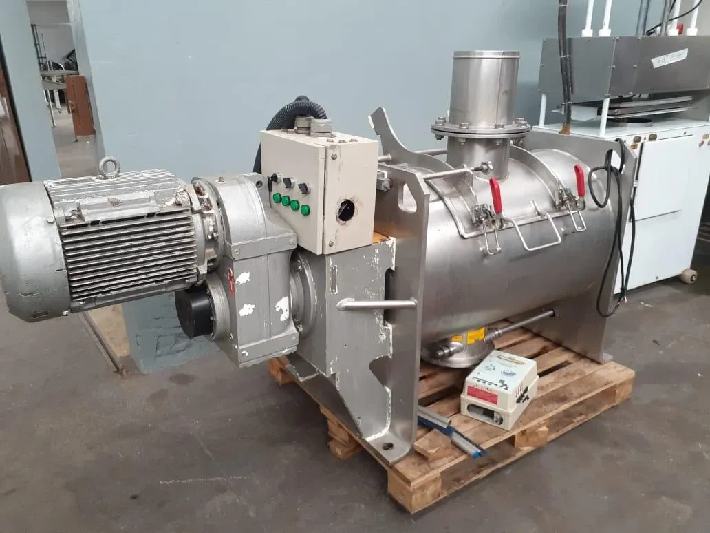 misturador-intensivo-horizontal-de-pos-e-graos-semco