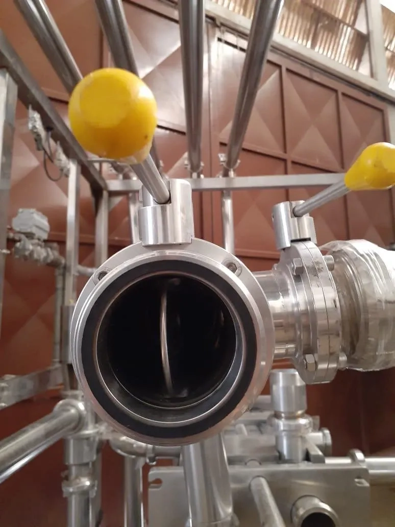 pasteurizador-de-placas-capacidade-5-mil-a-10-mil-litros-h-west-equipamentos