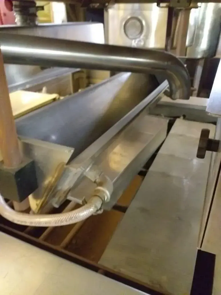 COBRIDEIRA DE CHOCOLATES MARCA PIRÓG 1 M