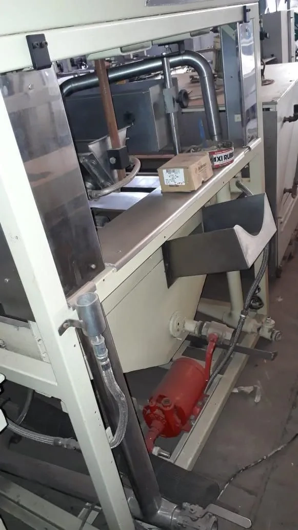 cobrideira-de-chocolates-marca-pirog-1-m