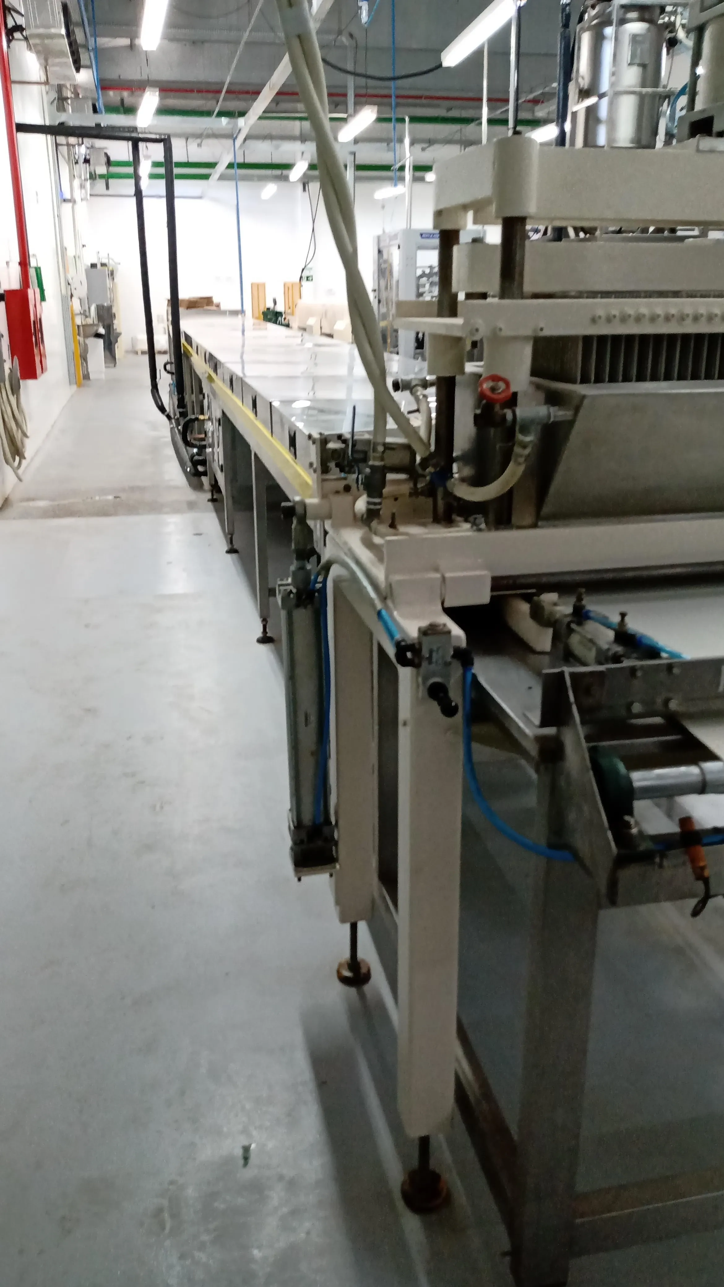 linha-de-gotas-de-chocolates-capacidade-400-kg-h