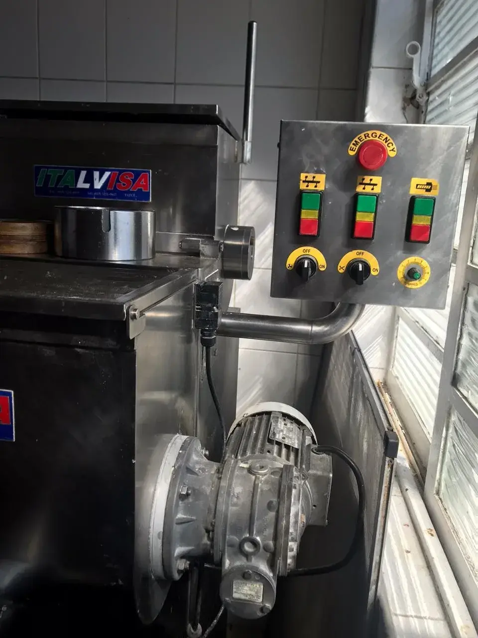 extrusora-de-massas-capacidade-60-kg-pastaia-p55