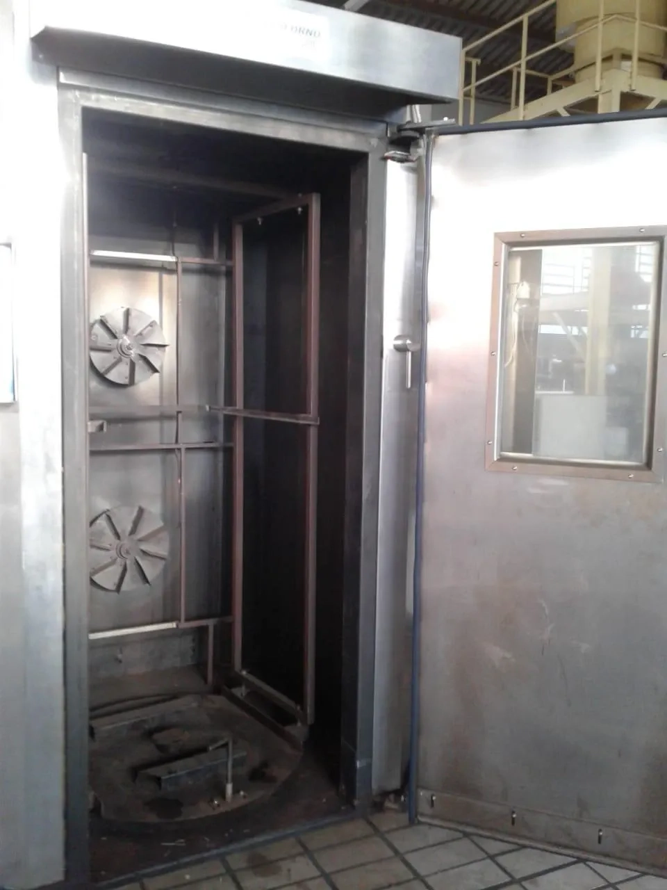 forno-vertical-rotativo-a-gas-marca-brasforno