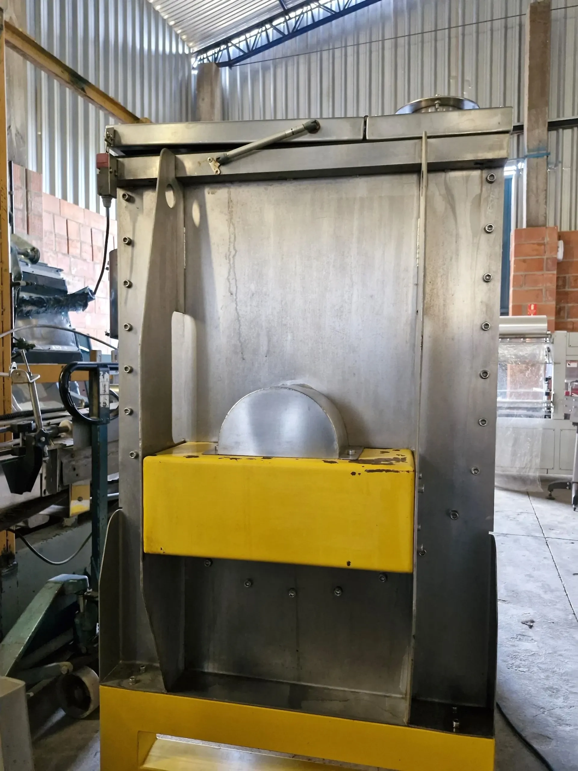 misturador-ribbon-blender-capacidade-1000-litros