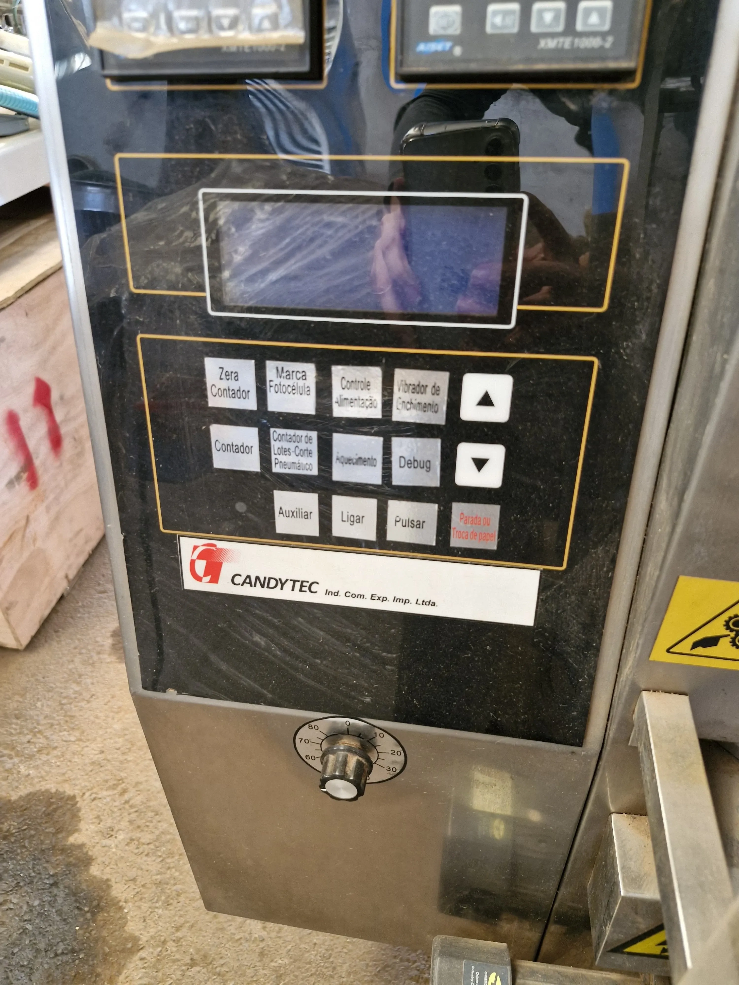 embaladora-vertical-para-graos-formato-piramidal