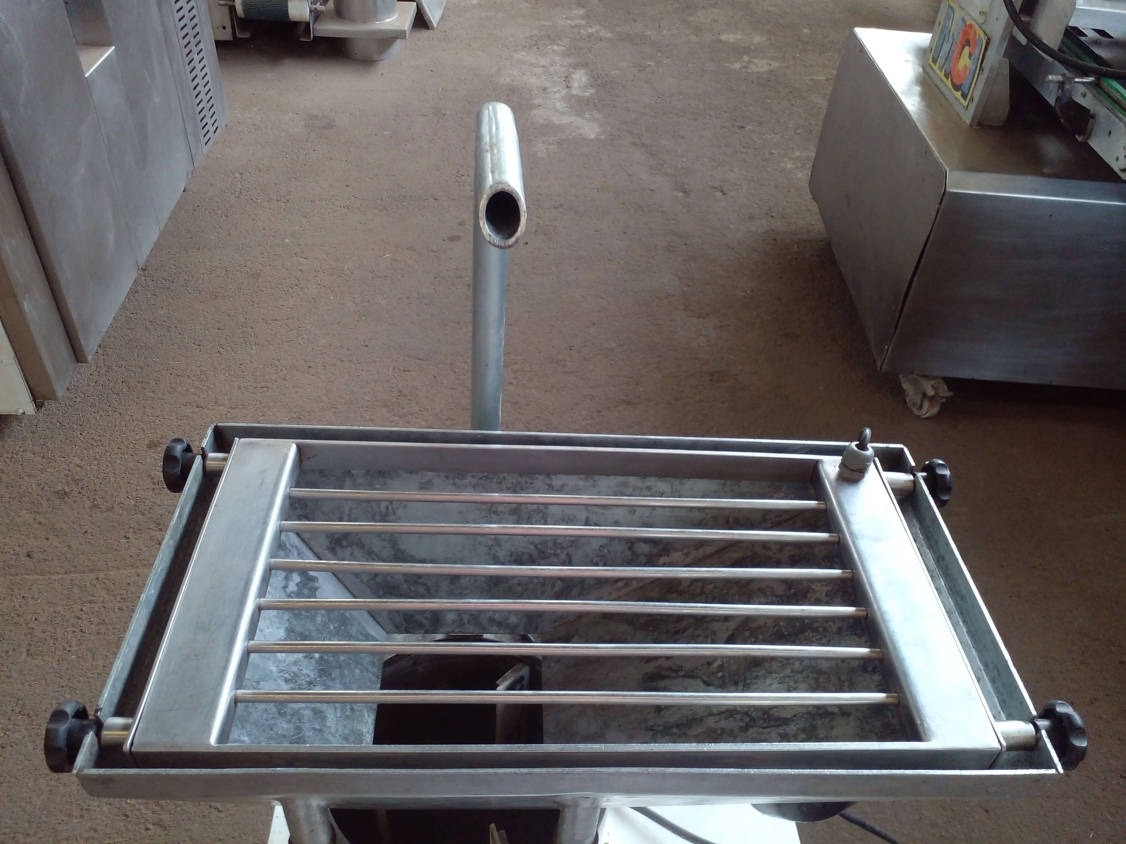 temperadeira-de-chocolate-capacidade-30-kg-hora-marca-sidmaq