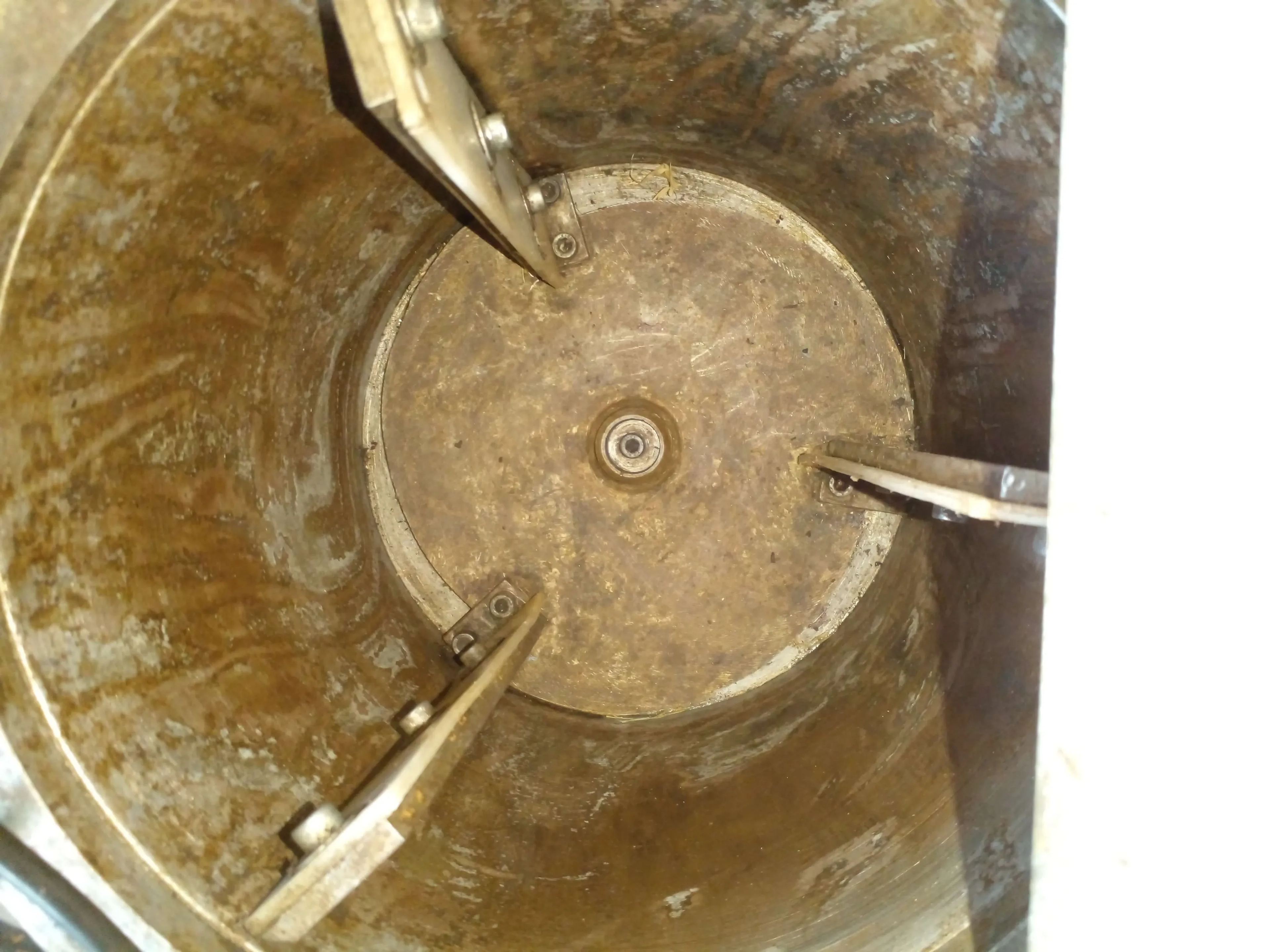 temperadeira-de-chocolate-capacidade-30-kg-hora-marca-sidmaq