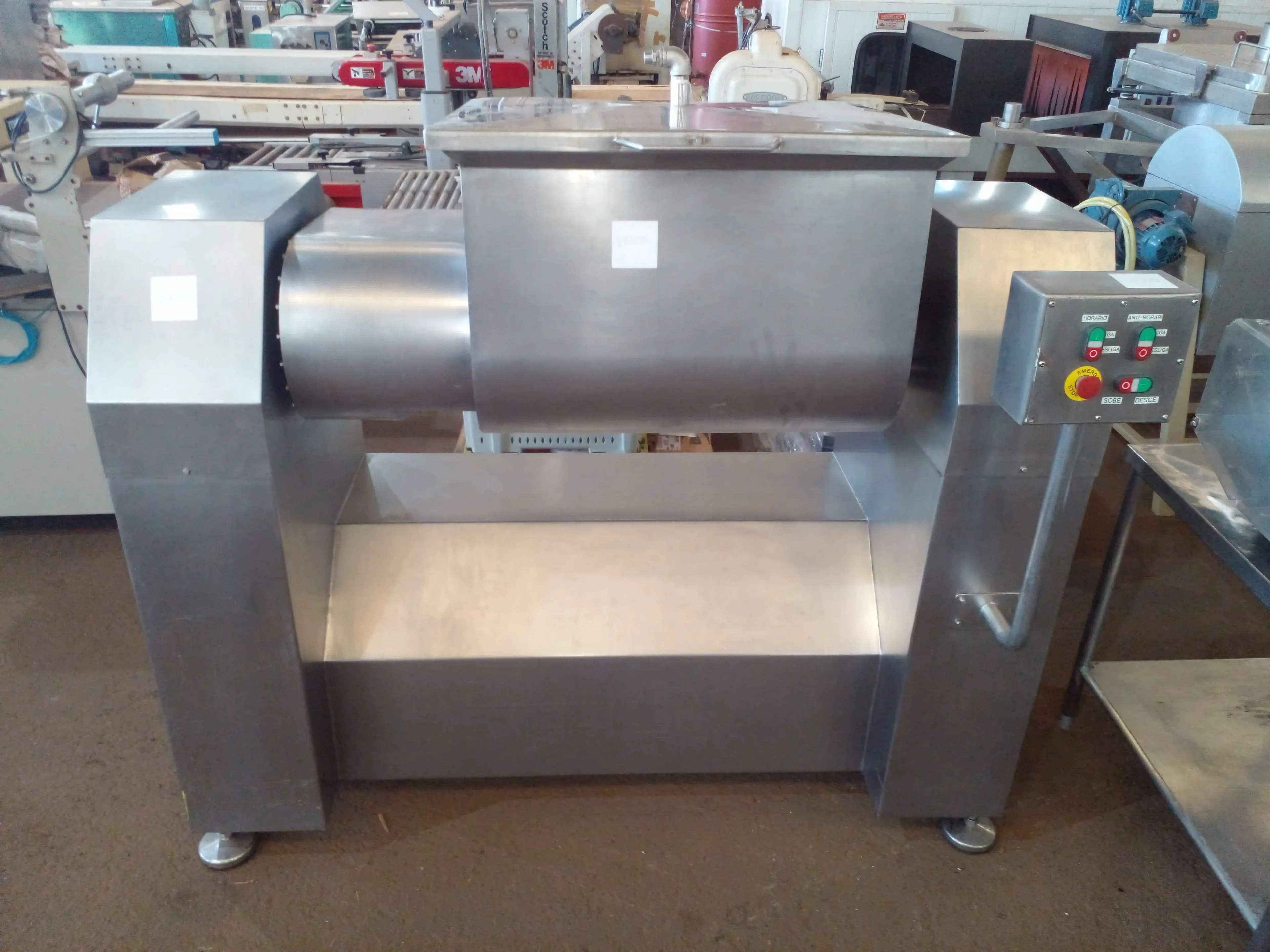 misturador-horizontal-de-carne-de-palheta-com-2-eixos