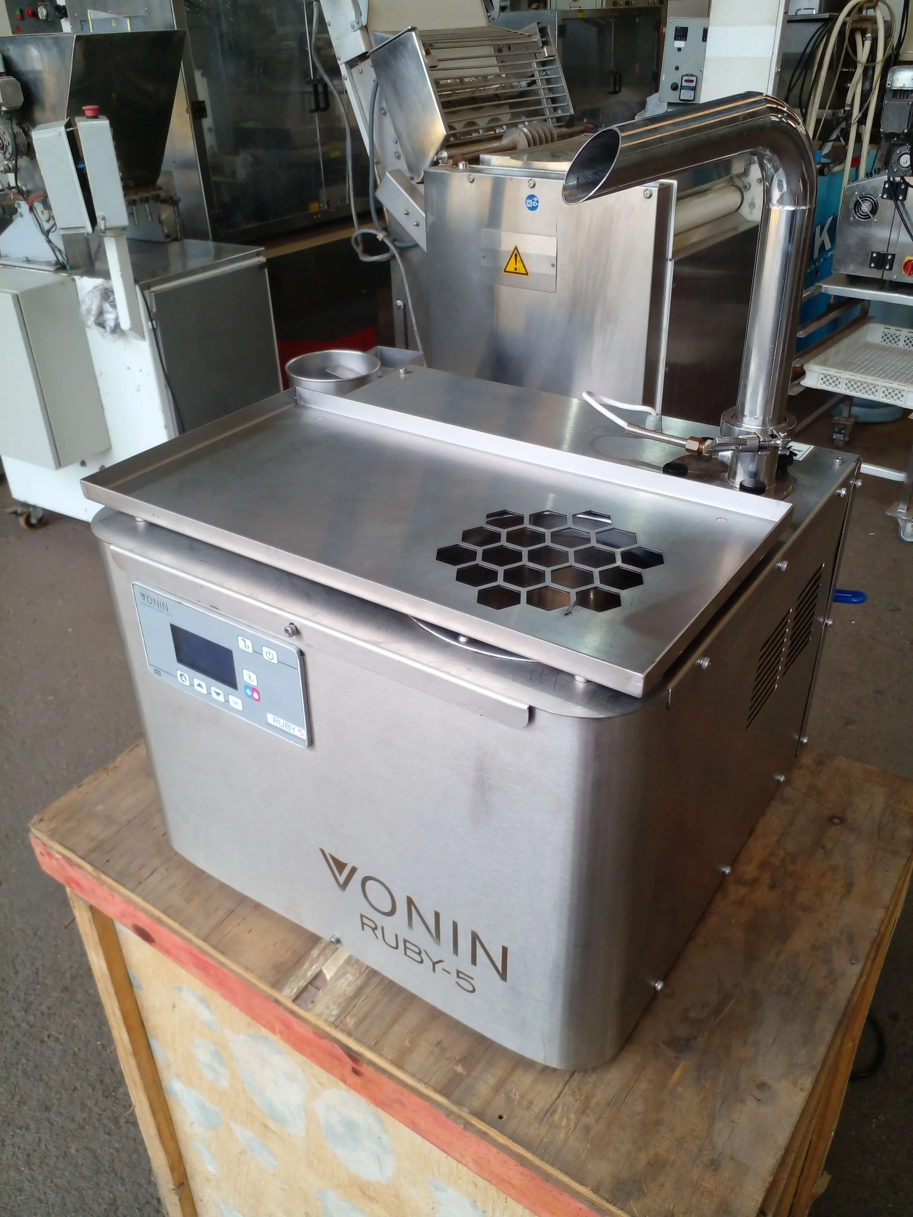 temperasdeira-de-chocolate-marca-vonin-modelo-ruby-5