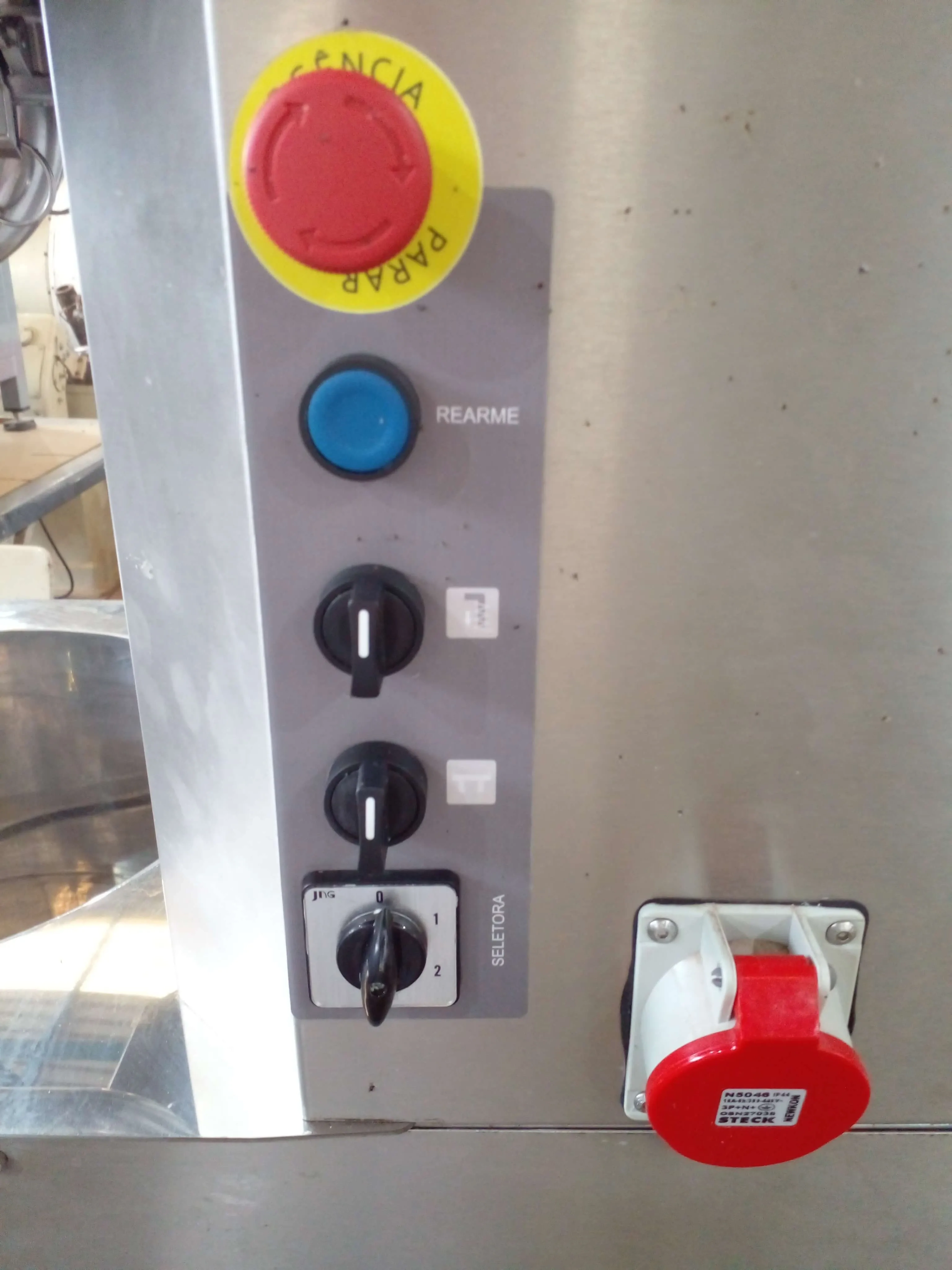 temperad-vonin-esmeralda-mesa-vibrat