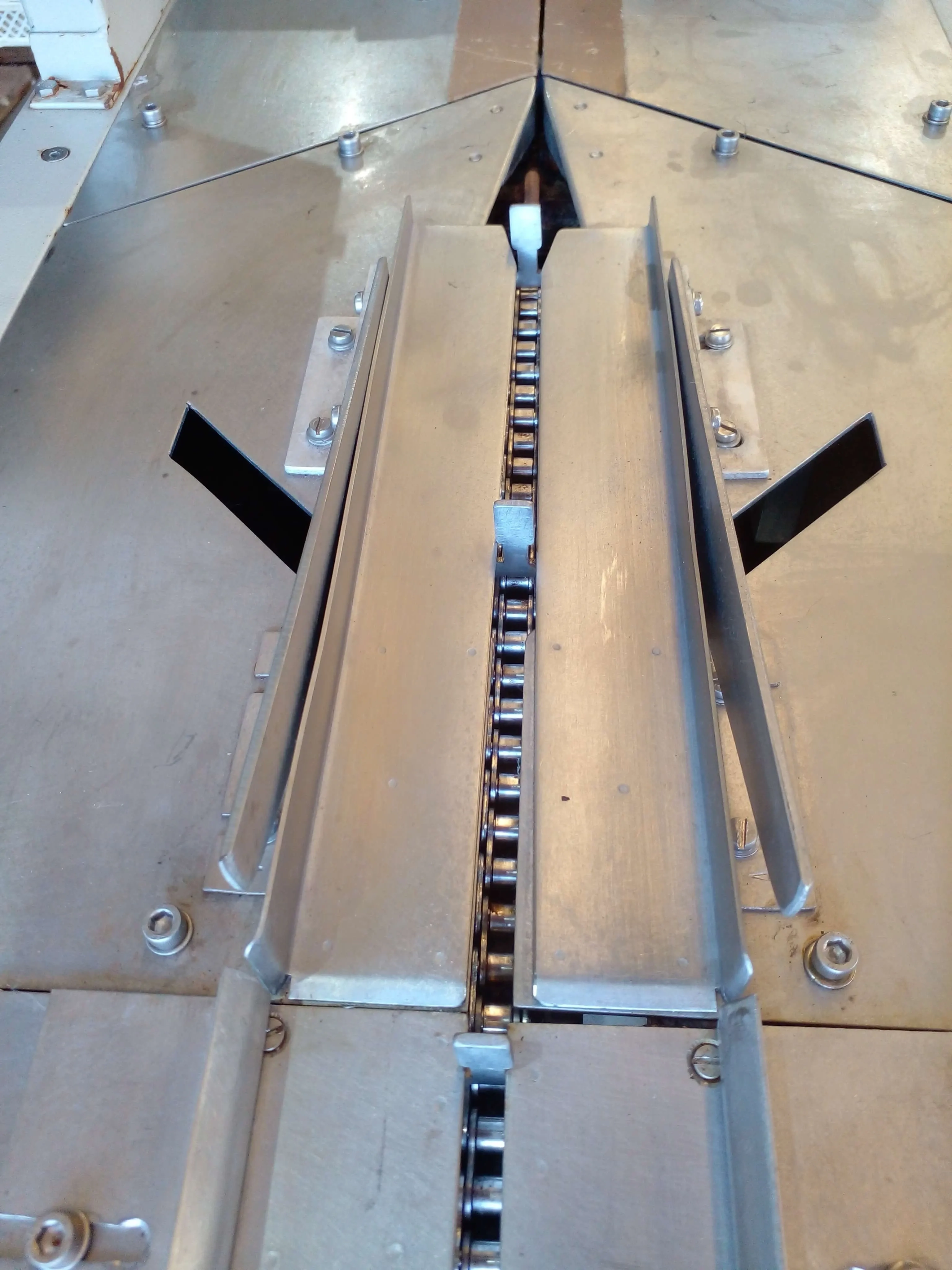 embaladora-flow-pack-marca-rodopac-modelo-rd-500