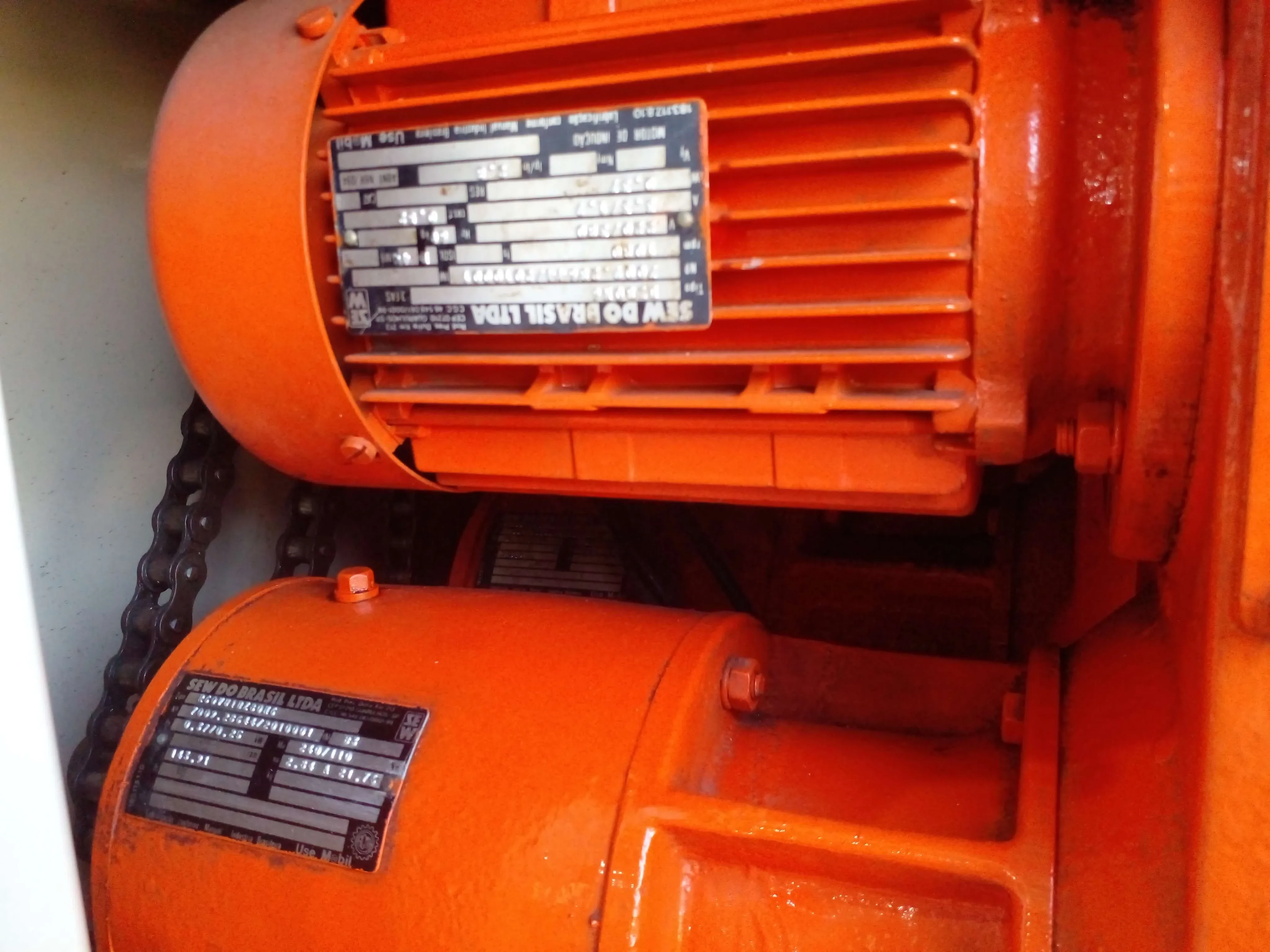 moldadora-de-bombom-e-recheio-marca-sollich