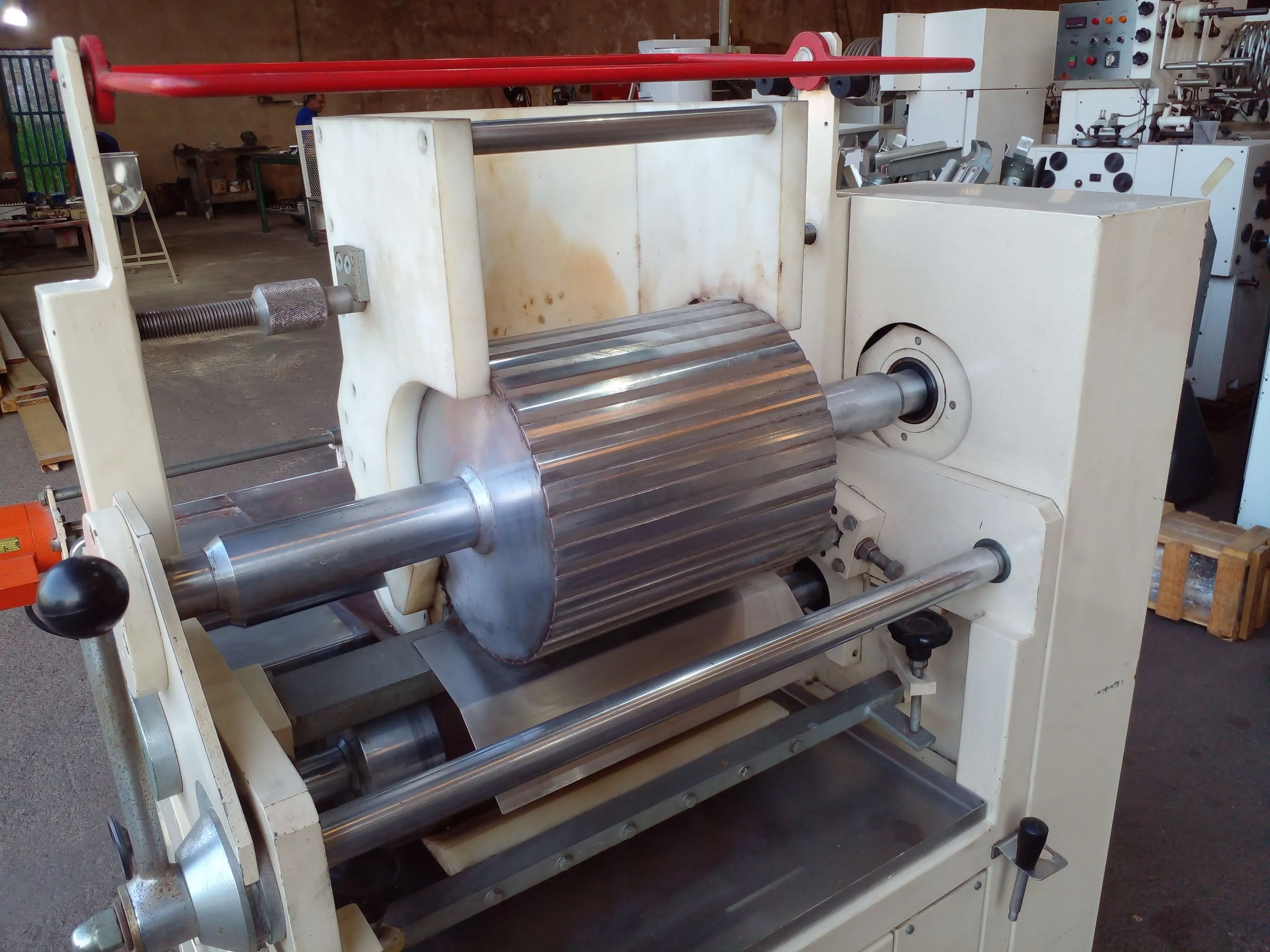 moldadora-de-bombom-e-recheio-marca-sollich