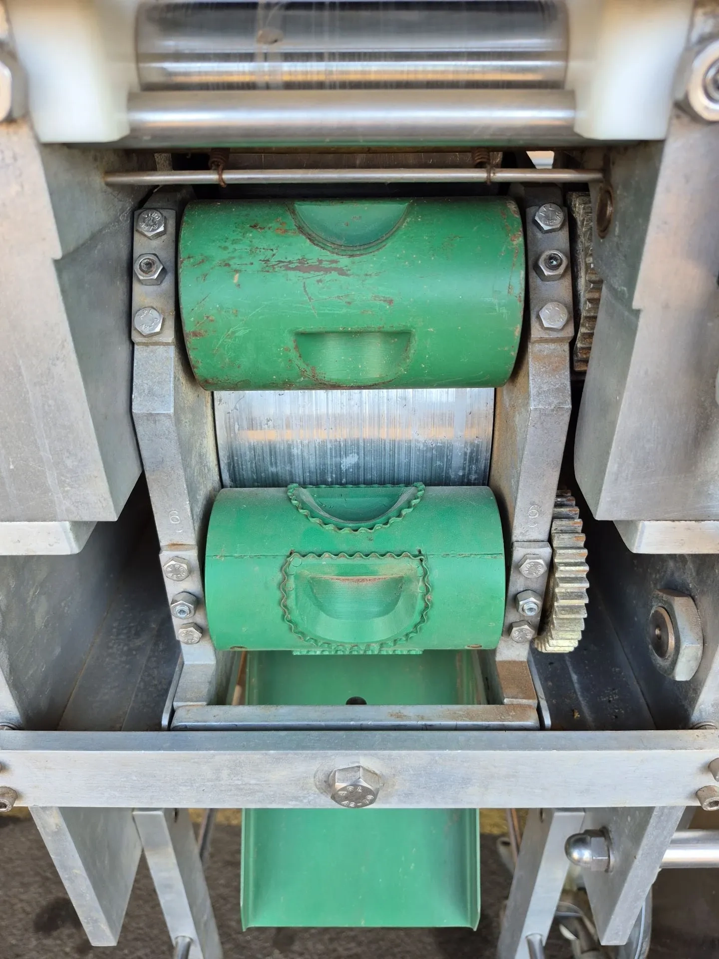 produtora-de-massas-marca-officina-dea