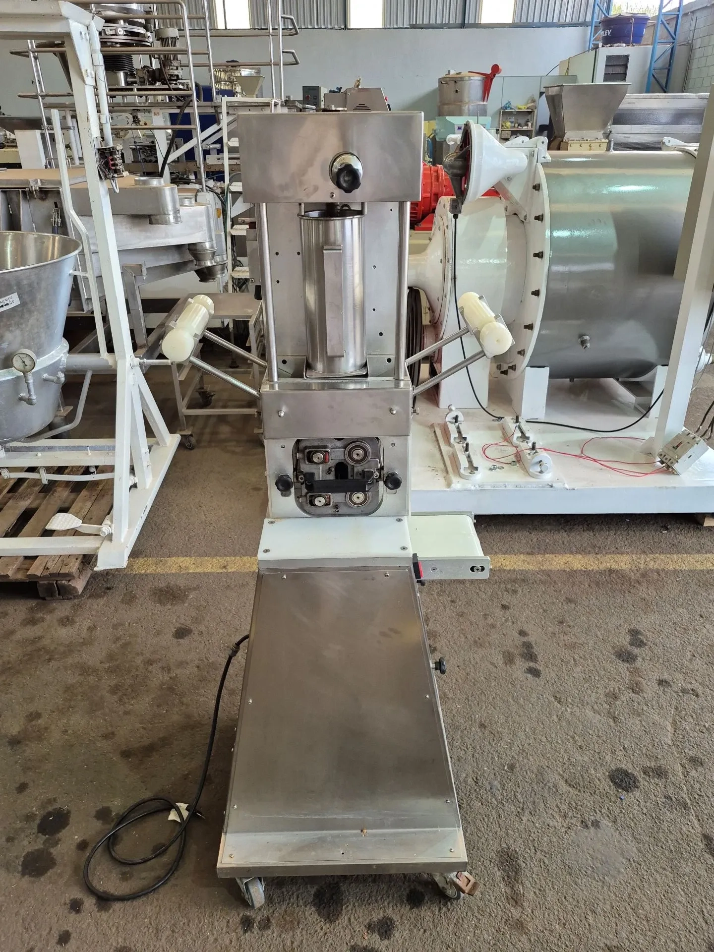 ravioleteira-capacidade-45-kg-h-marca-italvisa