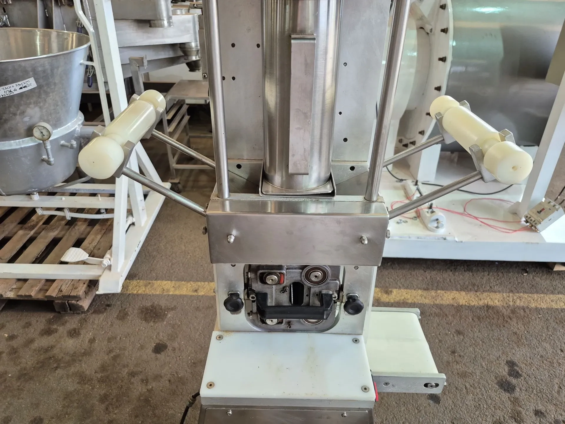 ravioleteira-capacidade-45-kg-h-marca-italvisa-modelo-r120