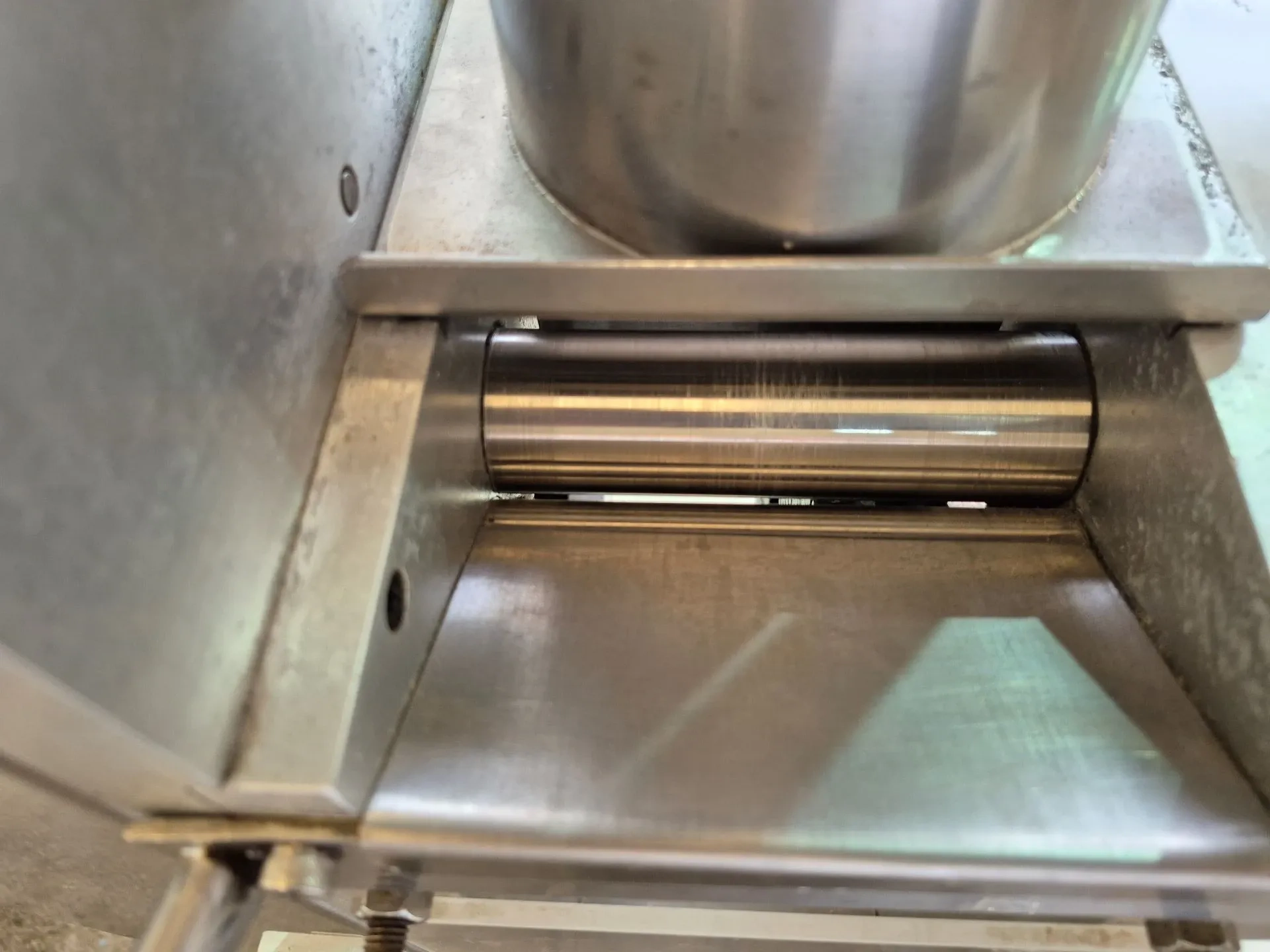 ravioleteira-capacidade-45-kg-h-marca-italvisa