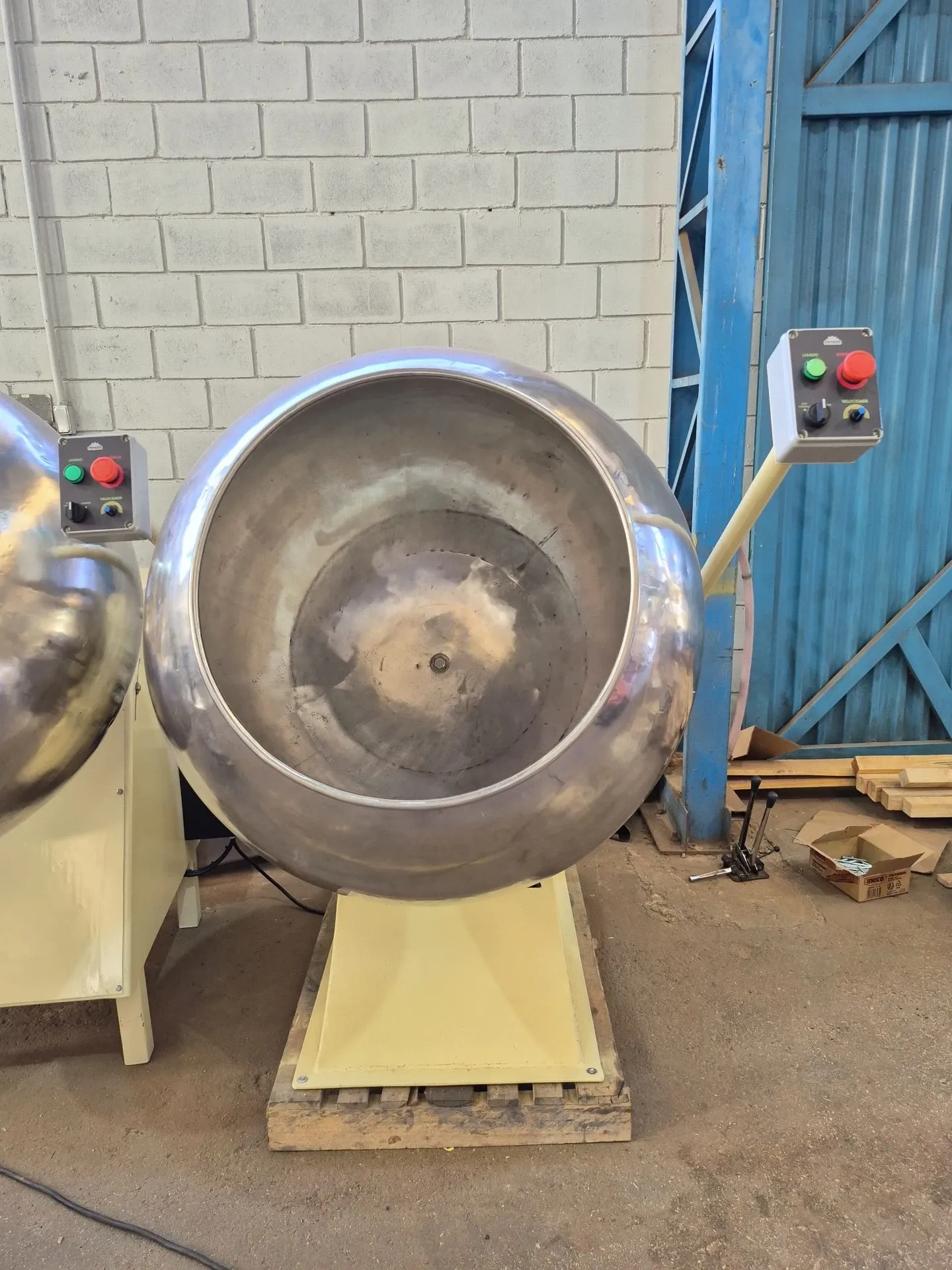 drageadeira-lisa-inox-cap-250-litros