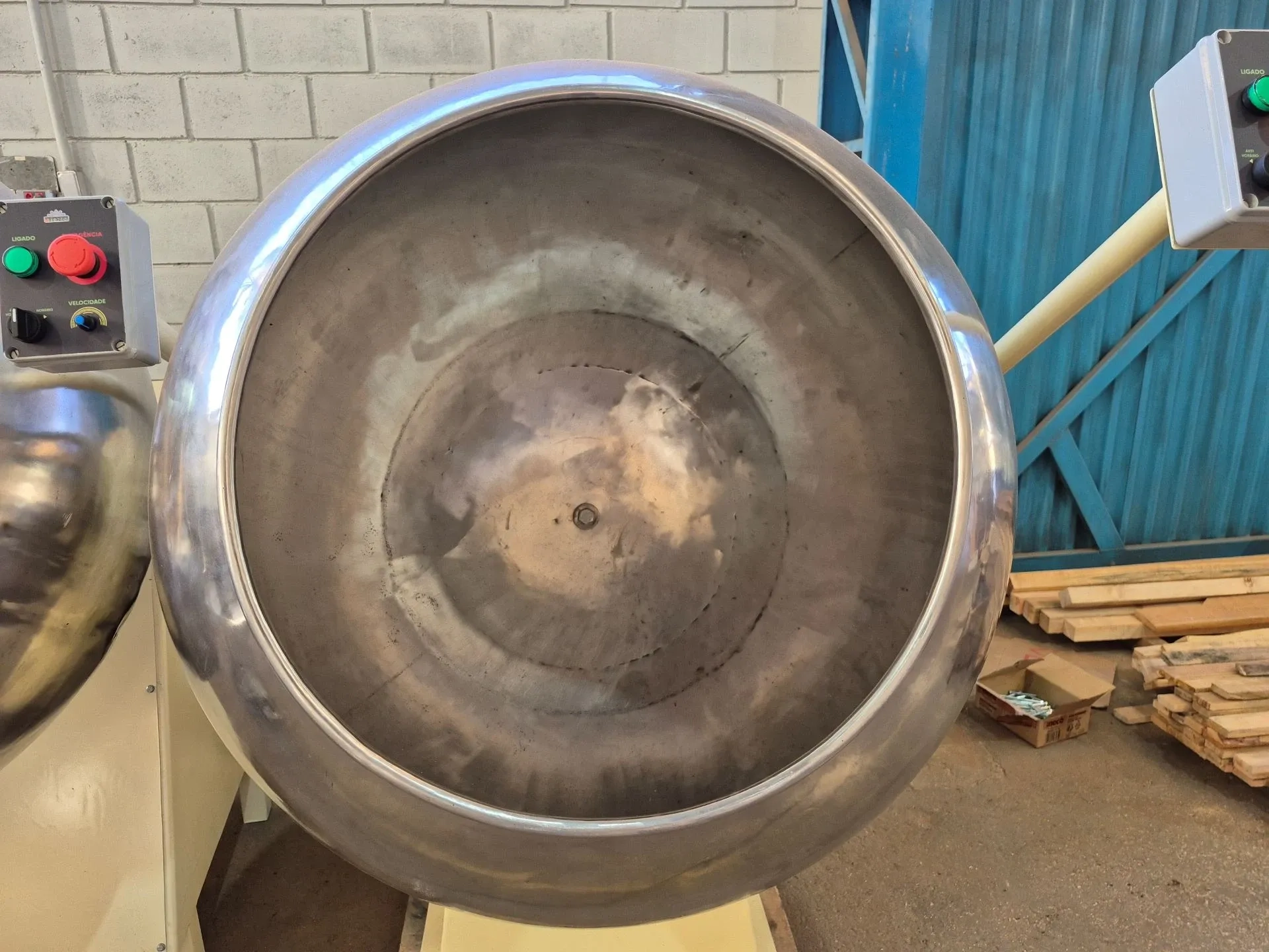 drageadeira-lisa-inox-cap-250-litros